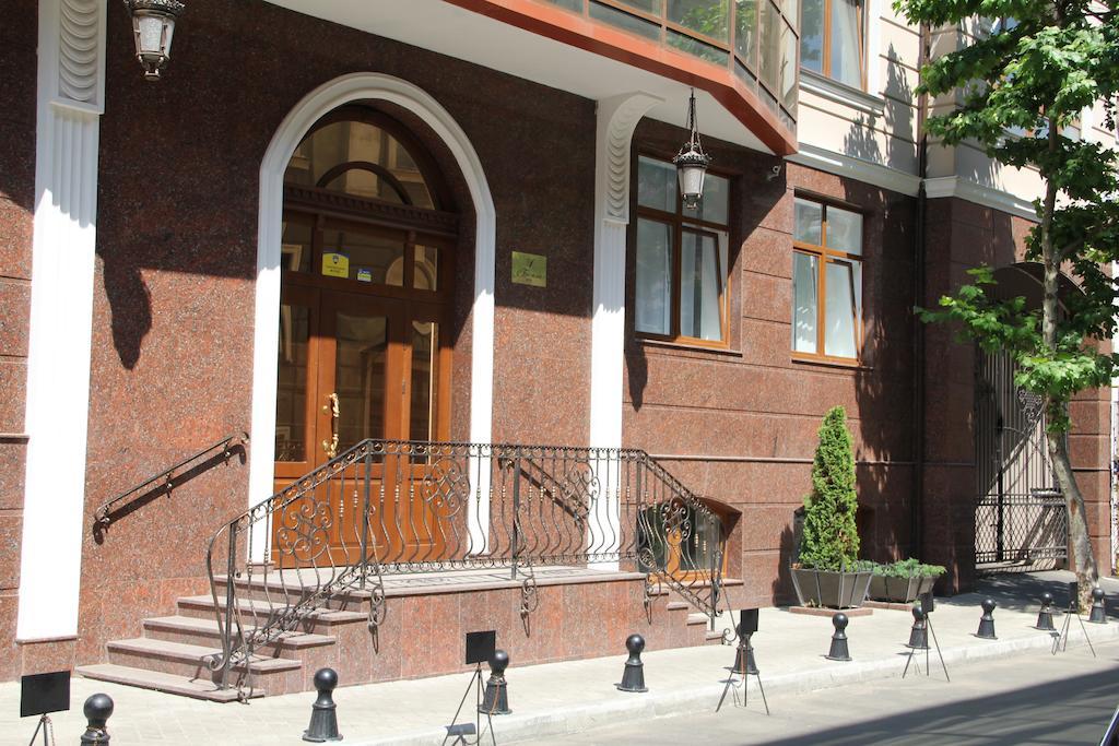 Apartment In Center Of Odessa Ngoại thất bức ảnh
